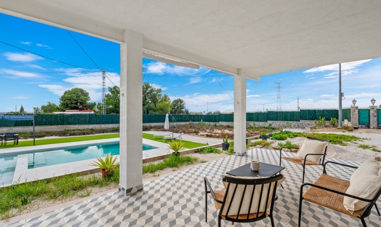 Herverkoop - Villa -
Elche/Elx