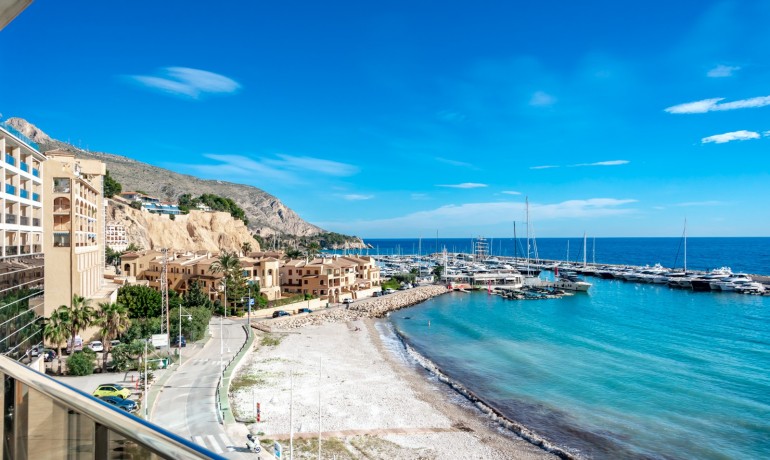 Sale - Apartment / Flat -
Altea