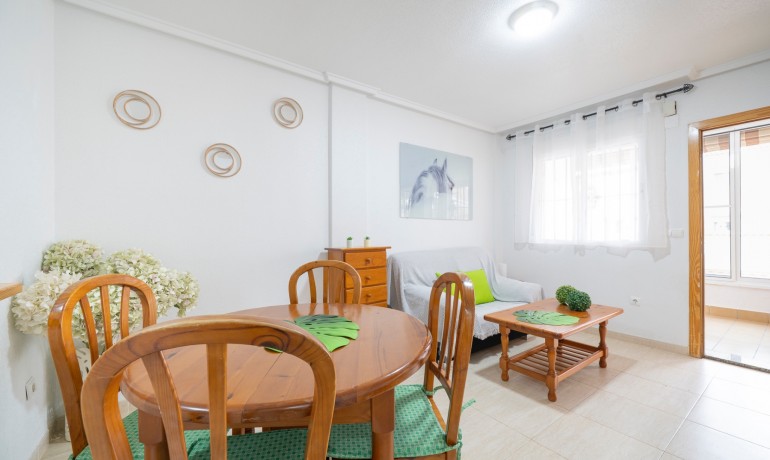 Herverkoop - Huis -
Ciudad Quesada - Doña Pepa