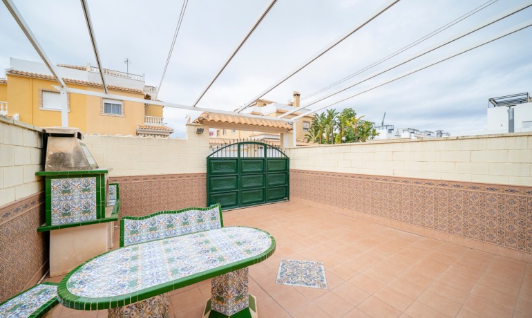 Herverkoop - Huis -
Ciudad Quesada - Doña Pepa