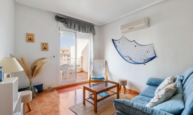 Herverkoop - Appartement / Flat -
Torrevieja - Torrevieja - Centre