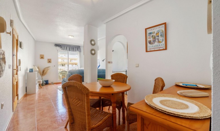 Herverkoop - Appartement / Flat -
Torrevieja - Torrevieja - Centre