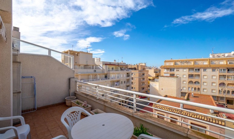 Herverkoop - Appartement / Flat -
Torrevieja - Torrevieja - Centre