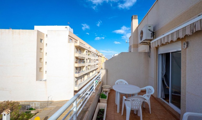Herverkoop - Appartement / Flat -
Torrevieja - Torrevieja - Centre