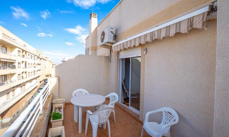 Herverkoop - Appartement / Flat -
Torrevieja - Torrevieja - Centre