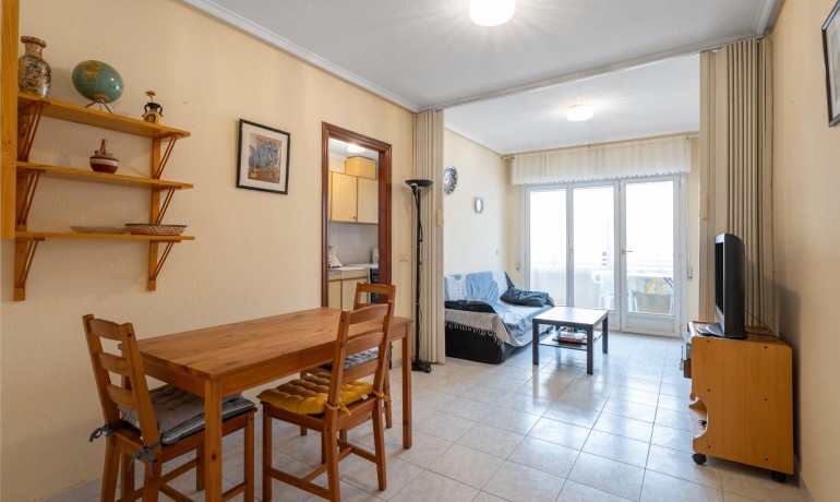 Herverkoop - Appartement / Flat -
Torrevieja* - Centro