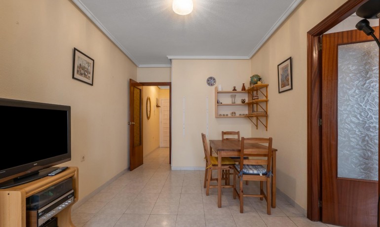 Herverkoop - Appartement / Flat -
Torrevieja* - Centro
