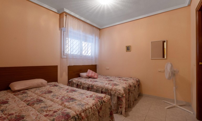 Herverkoop - Appartement / Flat -
Torrevieja* - Centro