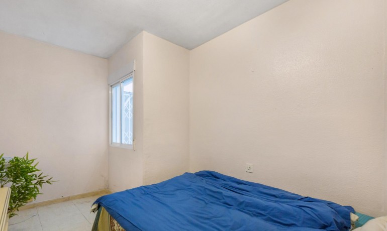 Sale - Apartment / Flat -
Torrevieja* - Centro - Muelle Pesquero