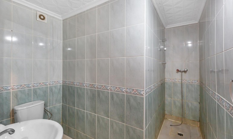 Sale - Apartment / Flat -
Torrevieja* - Centro - Muelle Pesquero