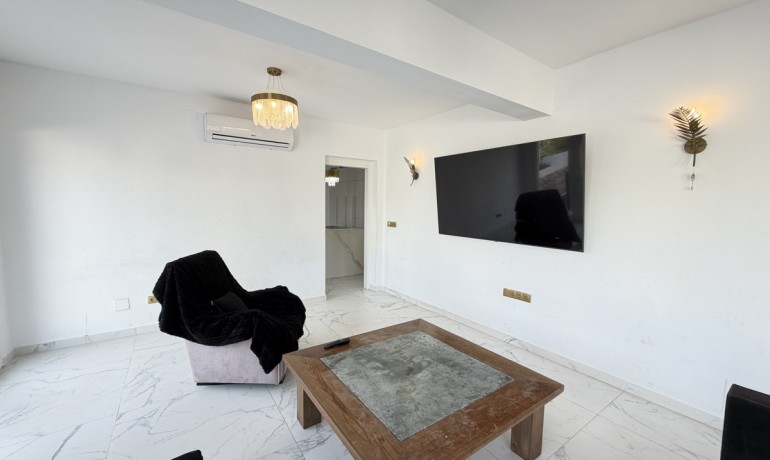 Revente - Villa -
Villamartin