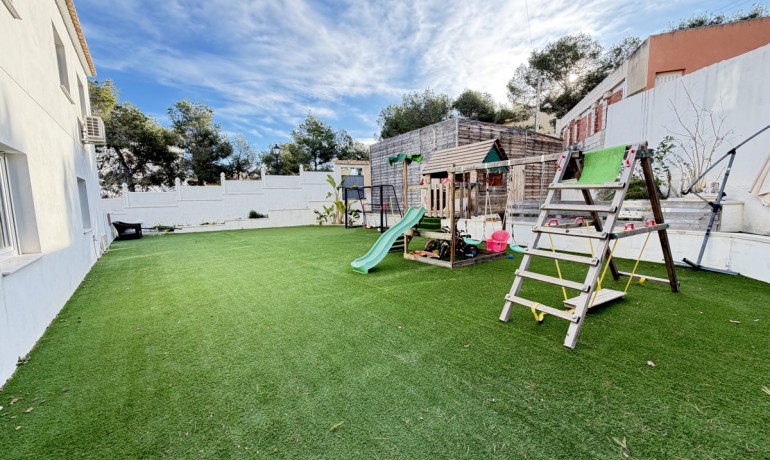 Revente - Villa -
Villamartin