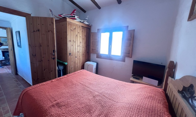 Herverkoop - Finca / Landgoed -
Torremendo