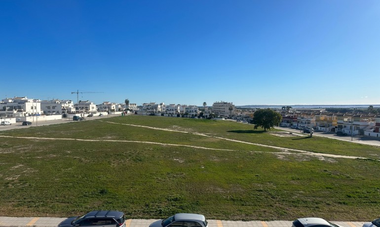 Sale - Apartment / Flat -
Orihuela* - Entre Naranjos Vistabella