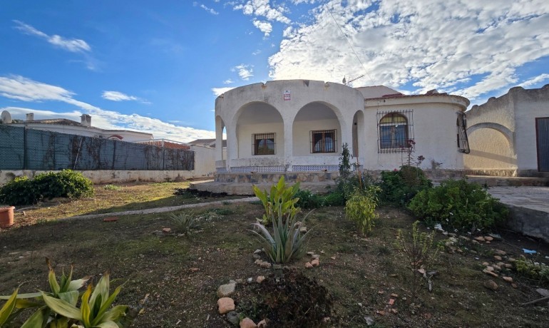 Herverkoop - Villa -
Torrevieja* - El Chaparal