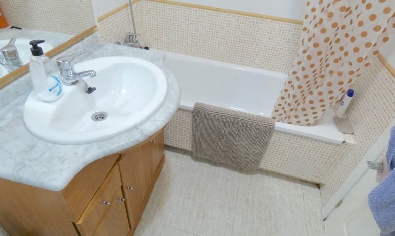 Revente - Appartement / Flat -
Almoradi