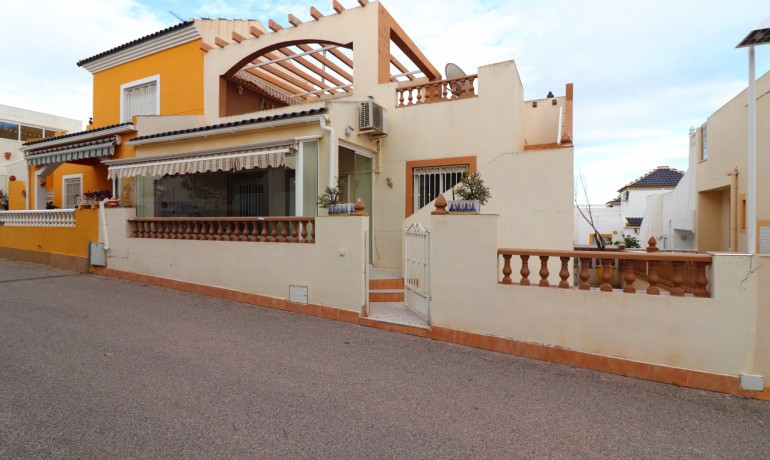 Herverkoop - Huis -
Orihuela Costa - Los Balcones