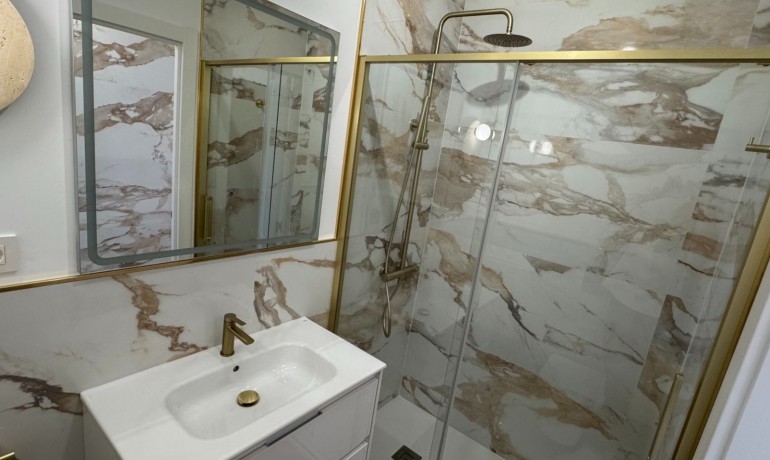 Herverkoop - Appartement / Flat -
Orihuela Costa* - Punta Prima*