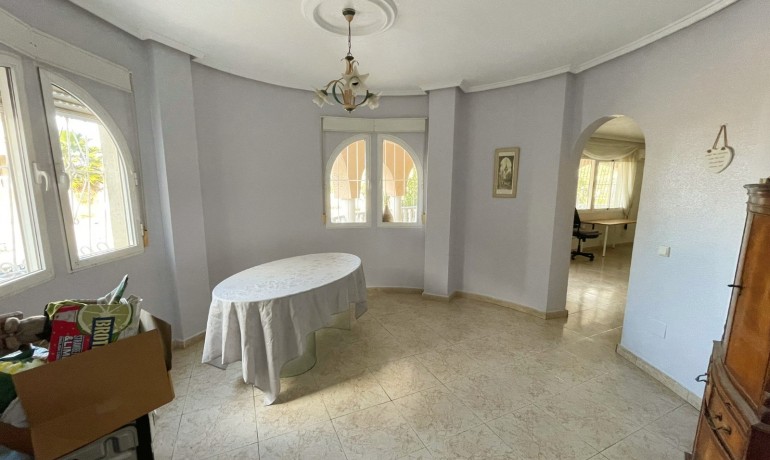 Herverkoop - Villa -
Cuidad Quesada* - Upper Golf