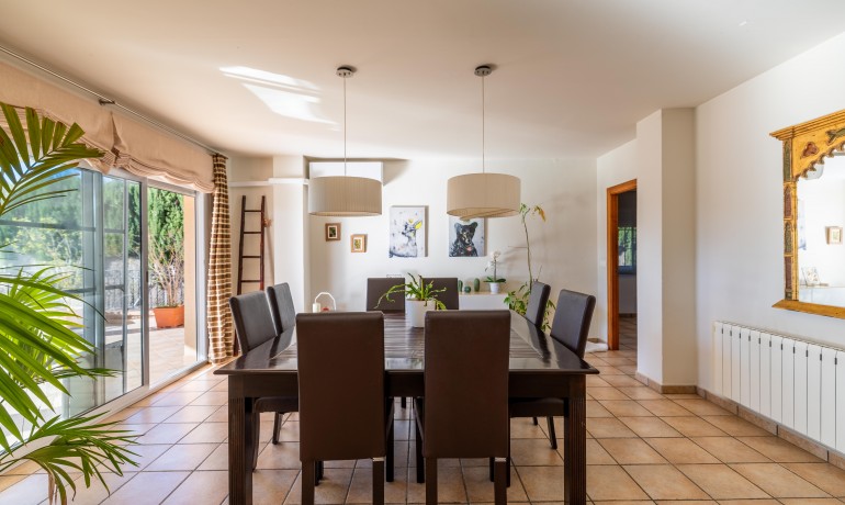 Sale - Villa -
Elche* - Elche