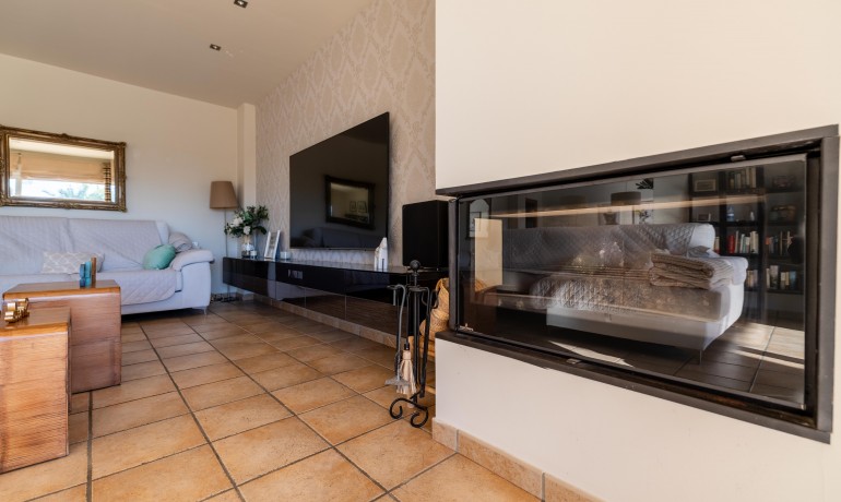 Sale - Villa -
Elche* - Elche