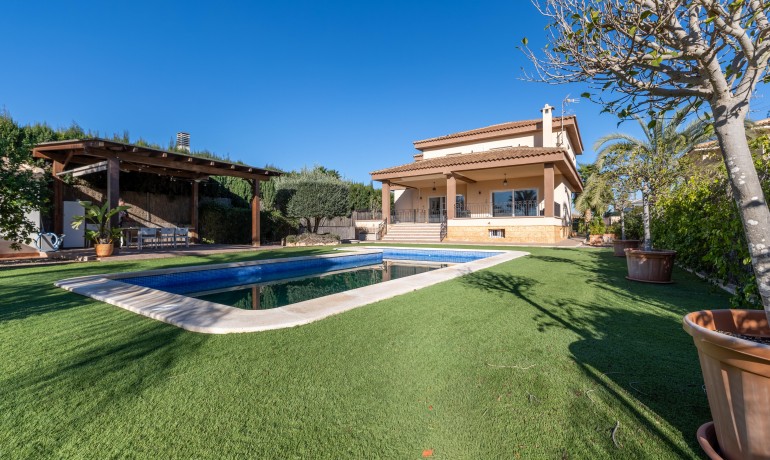 Sale - Villa -
Elche* - Elche