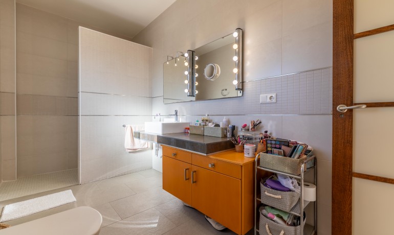 Sale - Villa -
Elche* - Elche