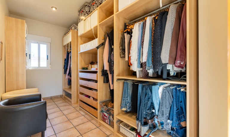 Sale - Villa -
Elche* - Elche