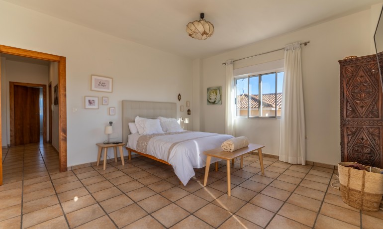 Sale - Villa -
Elche* - Elche