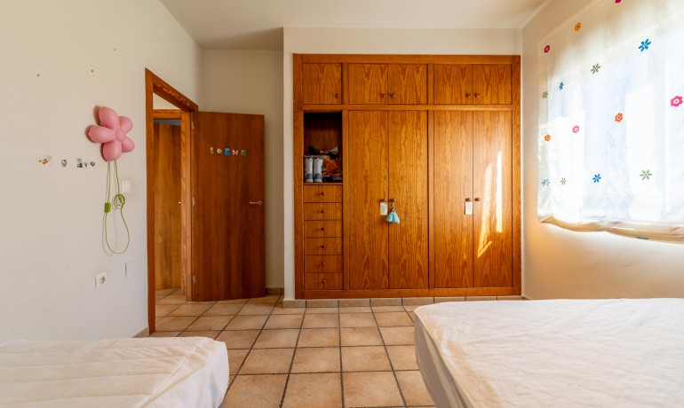 Sale - Villa -
Elche* - Elche