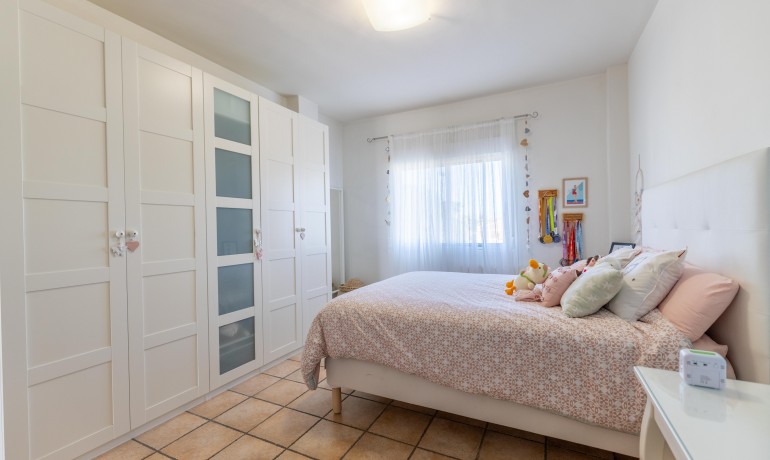 Sale - Villa -
Elche* - Elche