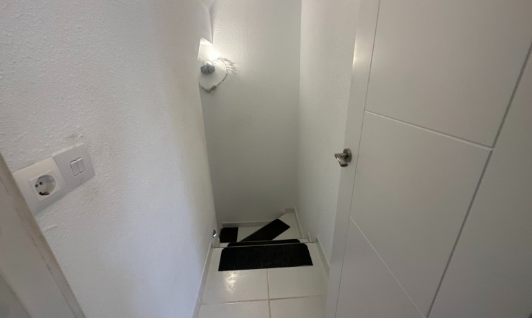 Herverkoop - Huis -
Orihuela* - Entre Naranjos Vistabella