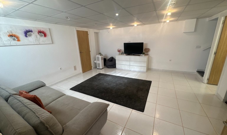 Herverkoop - Huis -
Orihuela* - Entre Naranjos Vistabella