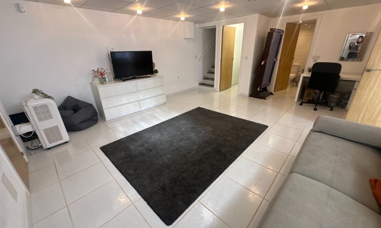 Herverkoop - Huis -
Orihuela* - Entre Naranjos Vistabella