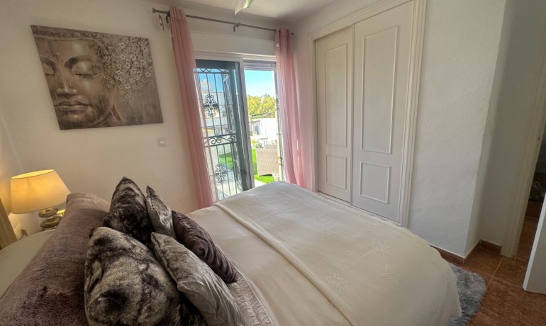 Herverkoop - Huis -
Orihuela* - Entre Naranjos Vistabella