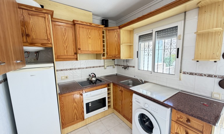 Herverkoop - Huis -
La Florida