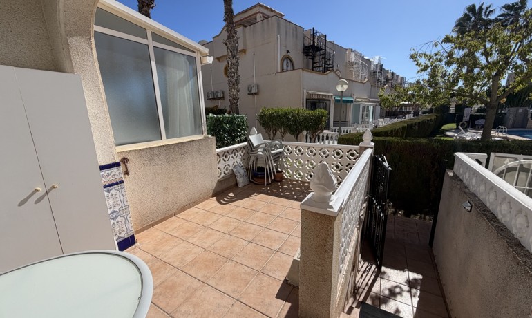 Herverkoop - Huis -
La Florida