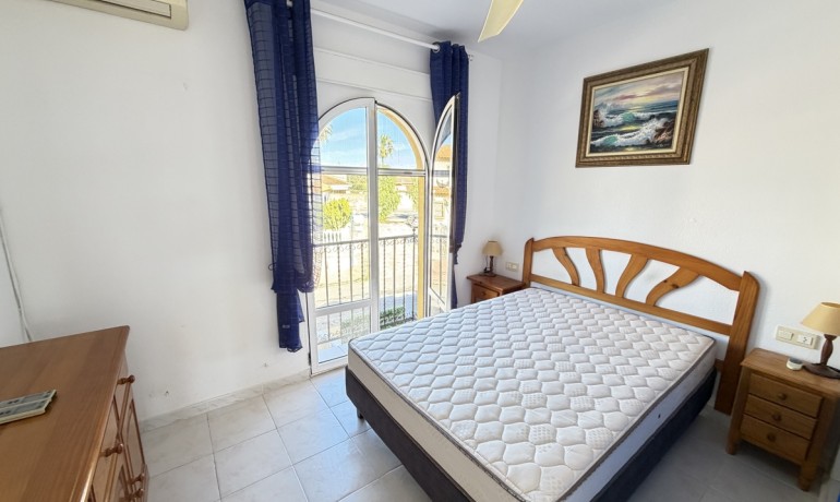 Herverkoop - Huis -
La Florida