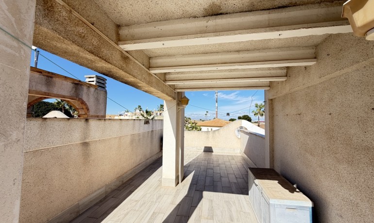 Herverkoop - Huis -
La Florida