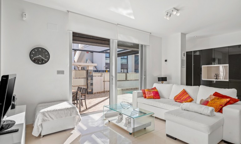 Herverkoop - Villa -
Ciudad Quesada - La Laguna