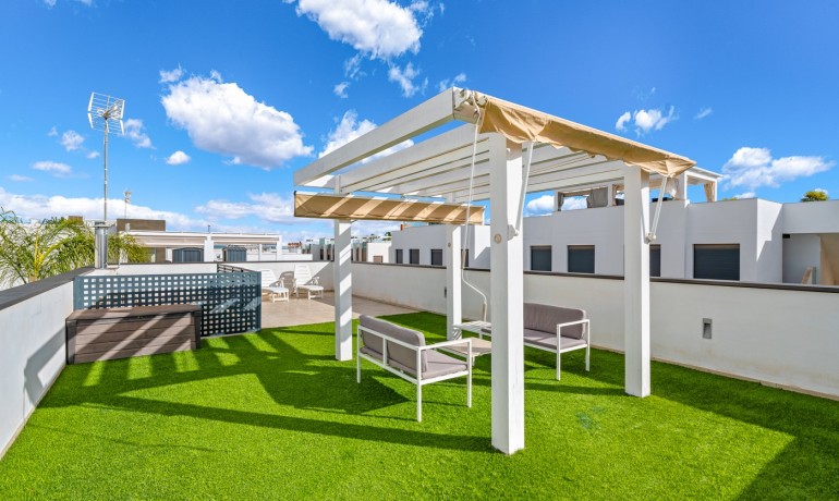 Herverkoop - Villa -
Ciudad Quesada - La Laguna