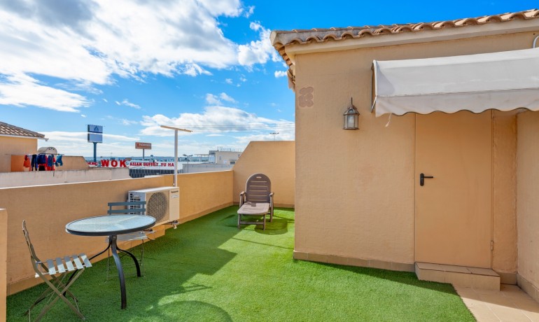 Herverkoop - Huis -
Ciudad Quesada - Doña Pepa