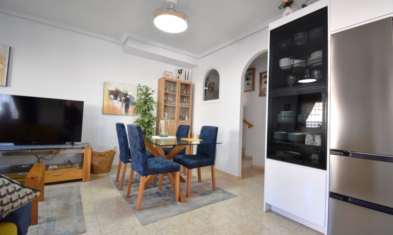 Venta - Casa -
Orihuela Costa - Playa Flamenca