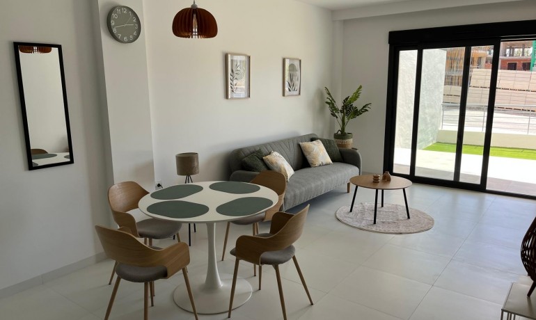 Sale - Apartment / Flat -
San Miguel de Salinas - San Miguel - Town