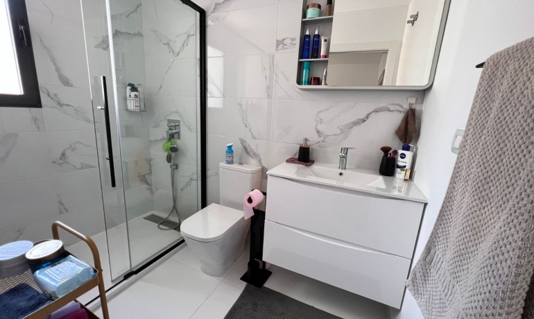 Sale - Apartment / Flat -
San Miguel de Salinas - San Miguel - Town