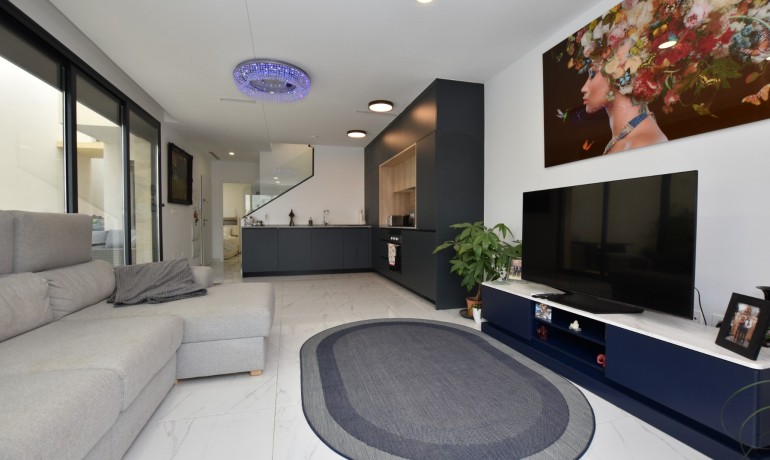 Herverkoop - Villa -
Los Montesinos - Los Montesinos - Village