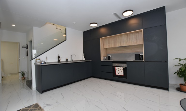 Herverkoop - Villa -
Los Montesinos - Los Montesinos - Village