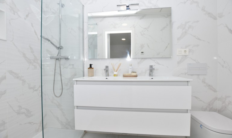 Herverkoop - Villa -
Los Montesinos - Los Montesinos - Village