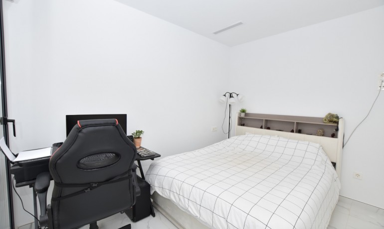 Herverkoop - Villa -
Los Montesinos - Los Montesinos - Village