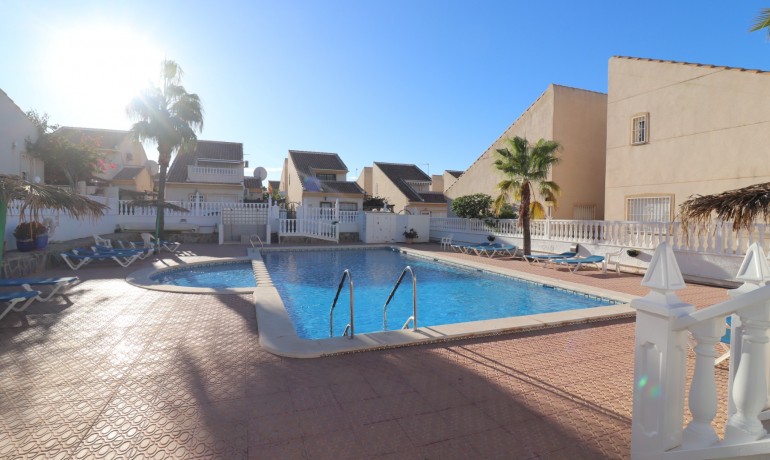 Herverkoop - Villa -
Ciudad Quesada - Ciudad Quesada - Town